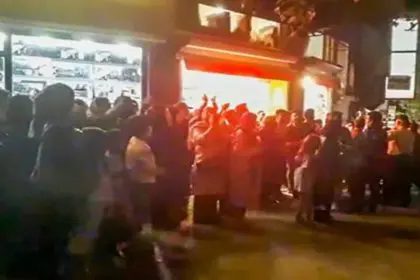 Second Night of Gathering in Hamedan Protesting Water Outage