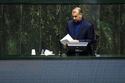 MPs' Criticism Paid Off: Closed Parliamentary Session with Amir-Abdollahian and Bagheri