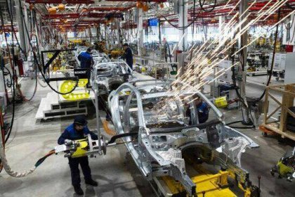 Domestic Automakers' Production is Declining