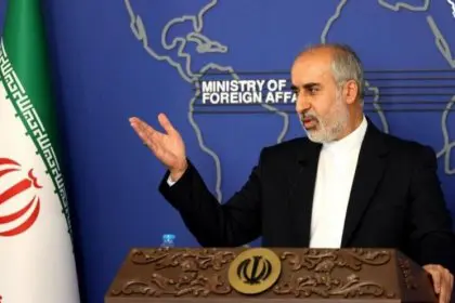 Iran's Foreign Ministry Reacts to European Troika Statement