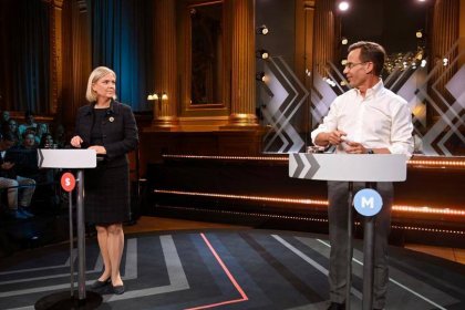 Close Battle Between the Right and Left Wings in Sweden's Elections