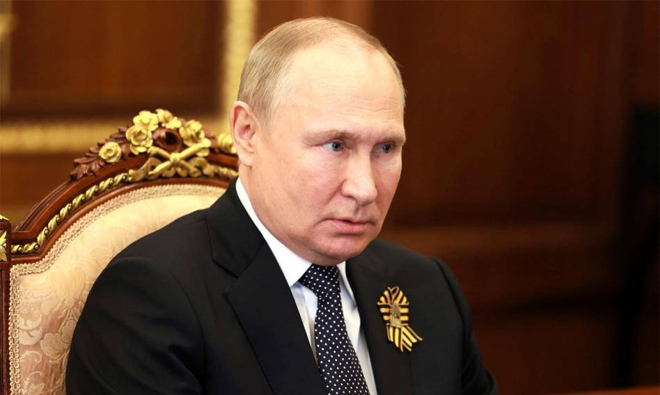 Regional Russian Officials Rise Against Putin