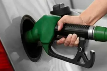 A Faculty Member of Kharazmi University: Adjusting Gasoline Prices Will Be Painful for All Social Strata