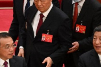 Former Chinese Leader Causes Tension at Communist Party Meeting