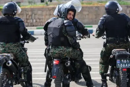 Kayhan Newspaper: Anti-riot Forces Could Have Easily Given an Appropriate Response If They Wanted