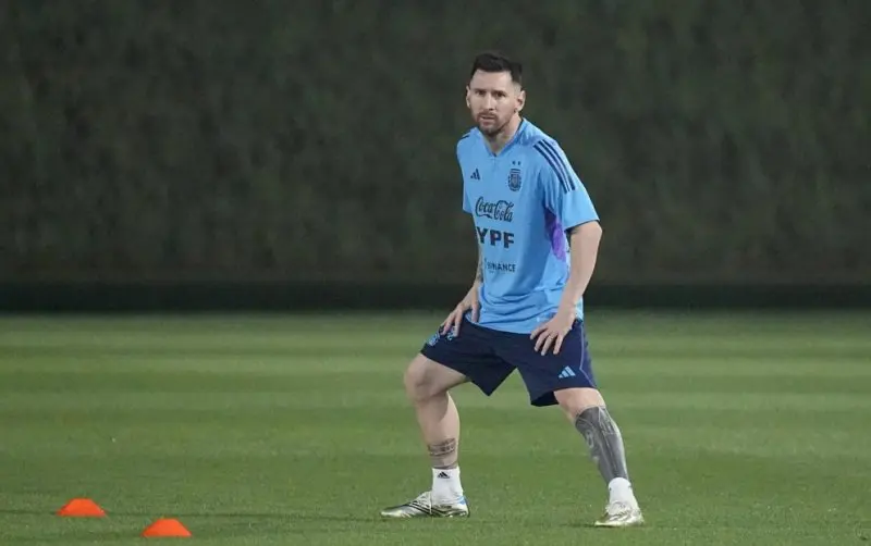 Lionel Messi's Famous Doctor Wants Argentina Out for His Sake and His Country's