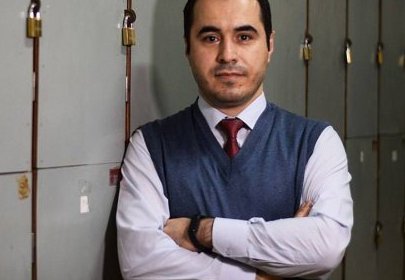 Hossein Ronaghi's Family Reports His Transfer to the Infirmary