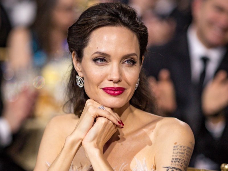 Angelina Jolie Reacts to the Killing of Iranian Children: Children Have the Right to Be Heard