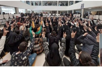 Protests at Sari University Resumed