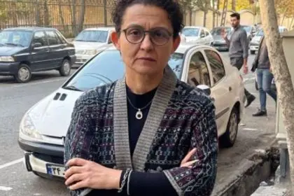 Sahar Mosayebi, Iranian Filmmaker and Director, Released Her Photo Without Hijab