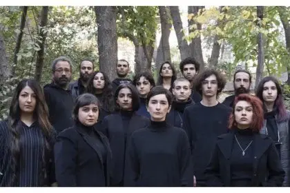 Actress Soheila Golestani, along with a group of theater artists, removed their hijabs