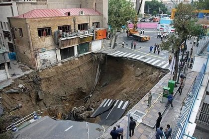 Risk of Collapse in 44 Neighborhoods of Tehran