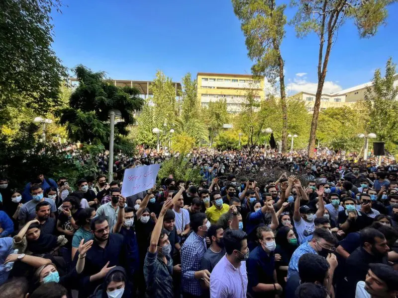 The Coordinating Council of Cultural Trade Unions: Iranians Demand an End to Oppression and Plundering