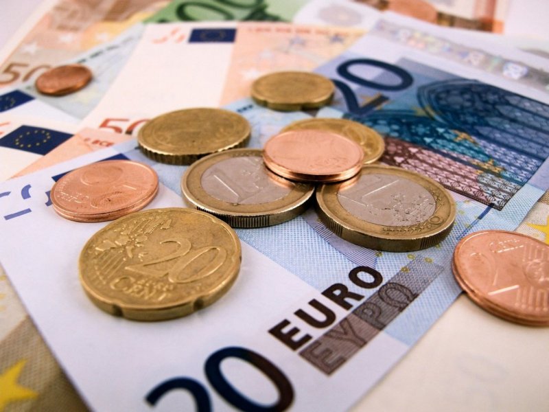 Euro Reaches 40,000 Tomans