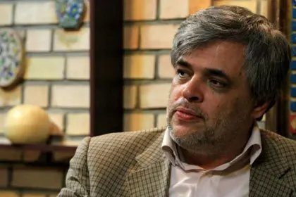 Mohammad Mohajeri's Sarcasm to Hossein Taeb: You Are Responsible for the Current Situation