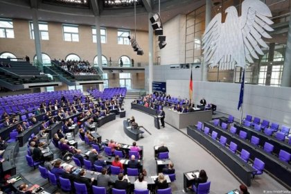 43 German Representatives Demand Stricter Measures Against Iran