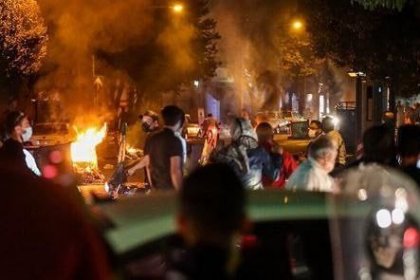 Continuation of Night Protests in Tehran and Several Other Cities