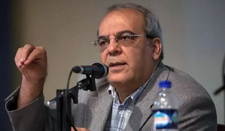 Abbas Abdi: Everything is in Favor of the Current Government