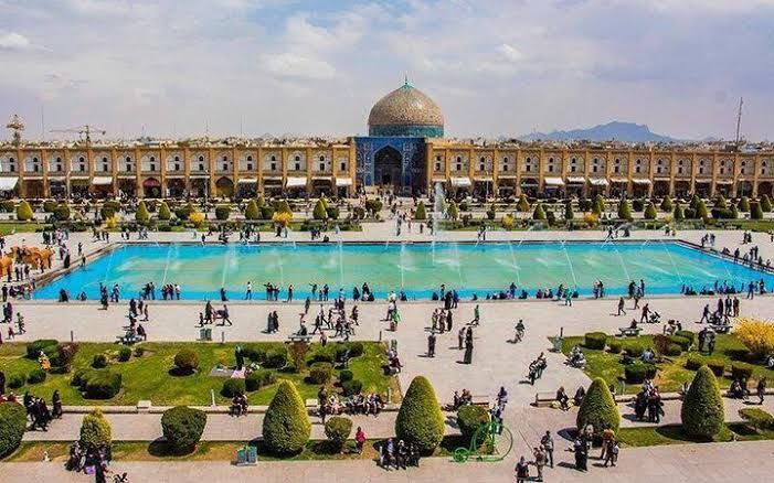 Iran's Nonexistent Share of Christmas Holiday Tourists