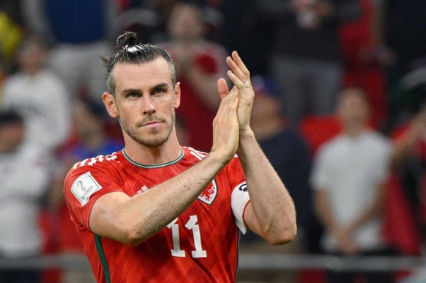 Gareth Bale bids farewell to the world of football