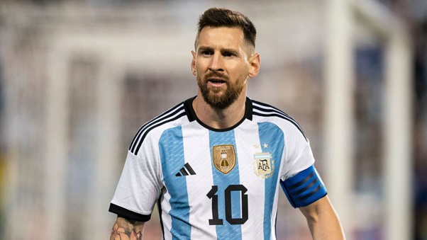 Lionel Messi on the verge of accepting Al-Hilal's offer