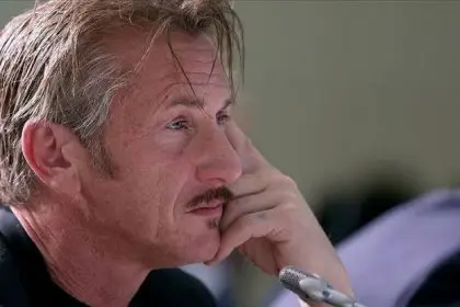 Sean Penn Praises the Courage of Iranian Youth