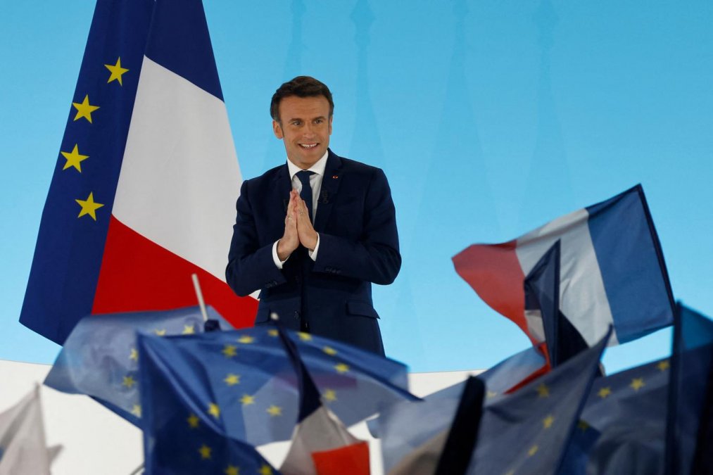 Emmanuel Macron does not have time to negotiate with Moscow