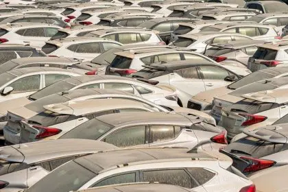 Sale of smuggled cars over 2500 cc to government agencies