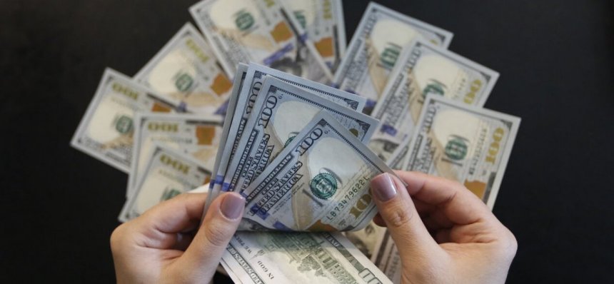 Mokhber and Farzin in a Closed Parliamentary Session: Security Agencies Entering the Behind-the-Scenes of the Currency Market