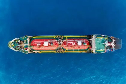 Venezuela's order for Iran to build 2 oil tankers