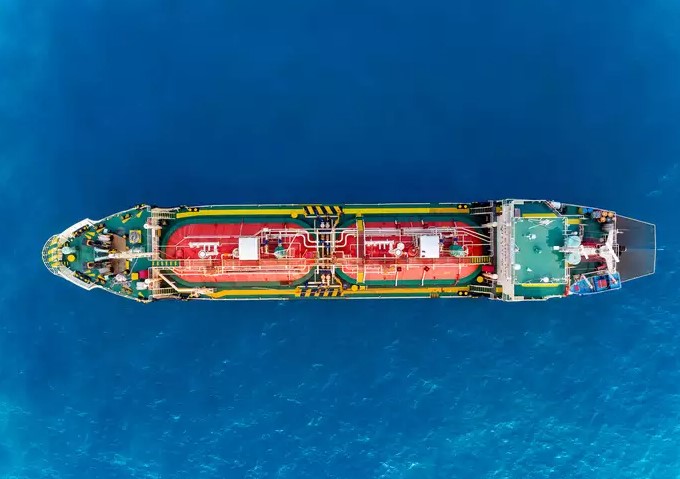 Venezuela's order for Iran to build 2 oil tankers