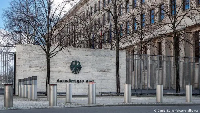 Germany Urges Its Citizens to Leave Iran