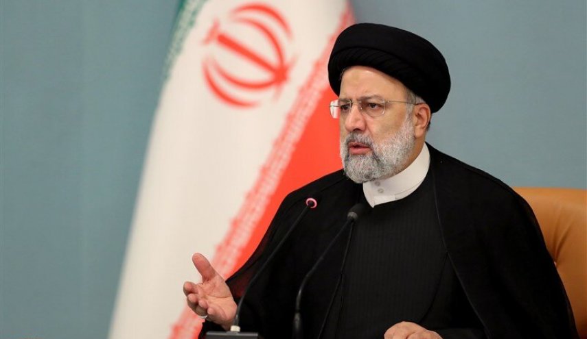 Government's Plan to Attract Non-Iranian Elite