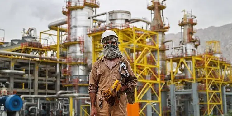 Prevention of Asaluyeh Workers' Gathering by Security Forces