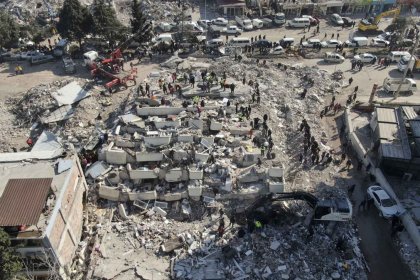 Six Iranian Citizens Killed in Recent Earthquake in Turkey