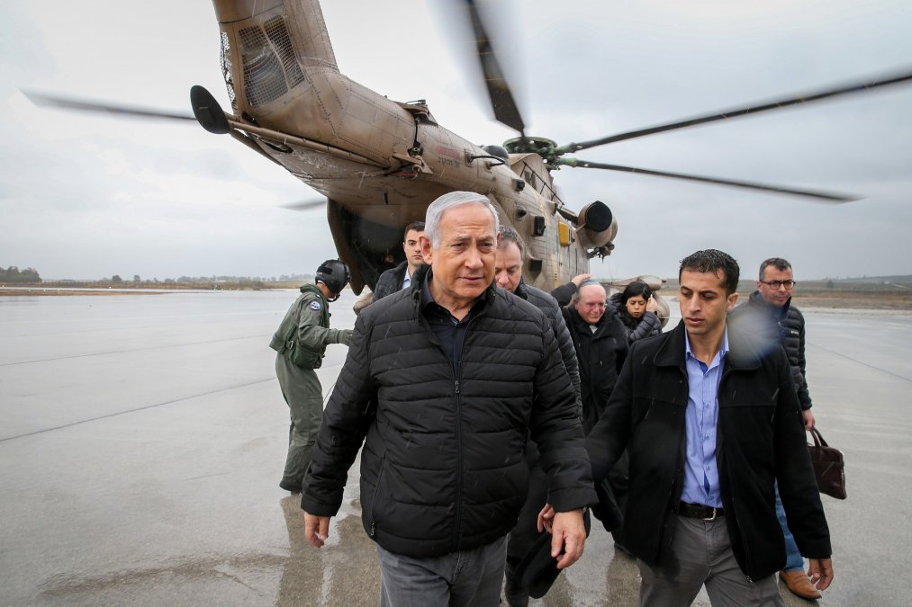 Netanyahu met with Lloyd Austin at the airport