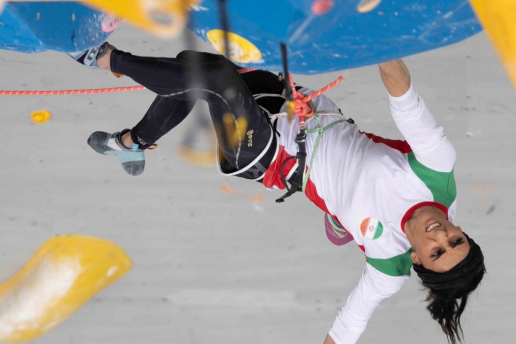 Naz Rakabi, Iran's champion rock climber, banned from leaving