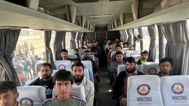 Taliban Iran returns 268 Afghan prisoners to Afghanistan