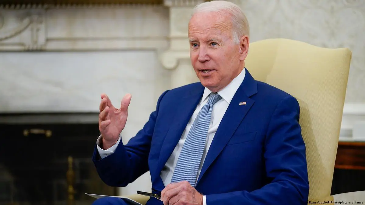 Biden Thanks Oman for Helping to Free Prisoners in Iran