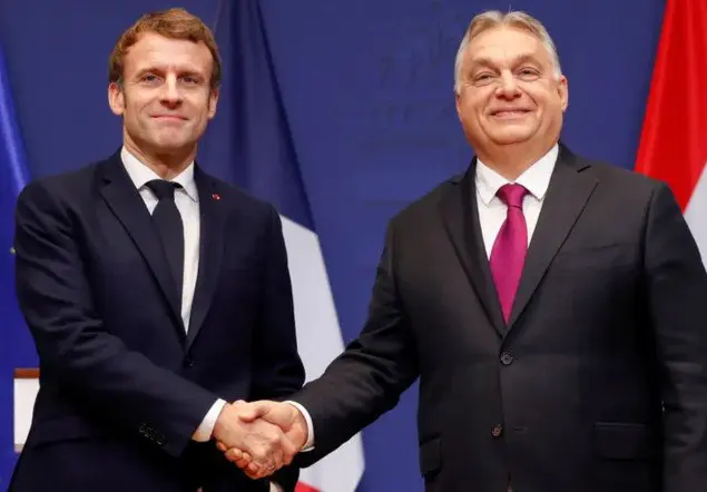 Meeting of Macron and the Prime Minister of Hungary in Paris