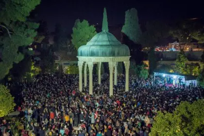 Breaking of Protective Glass at Hafez's Tomb