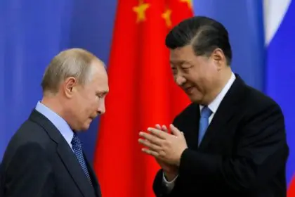 Chinese President Invites Putin to Visit China