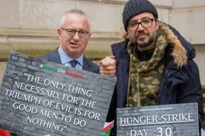 Thirty Days of Hunger Strike by Vahid Beheshti; Conservative British MP Visits Beheshti