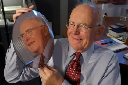 Gordon Moore, Co-founder of Intel, Passes Away