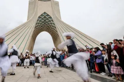 6,000 Tourists Visit Azadi Tower
