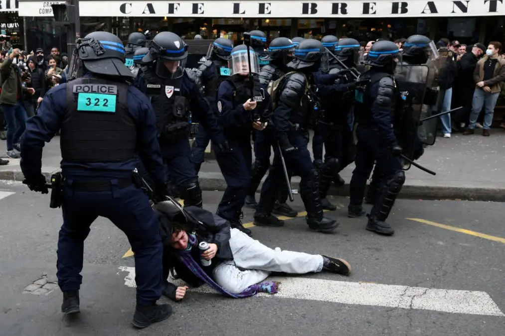 13,000 French Police on Alert Amid New Protests