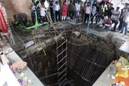 35 people killed after falling into a well in a temple in India