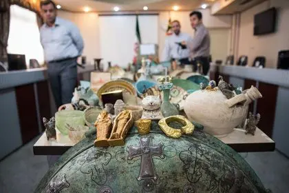 Members of the Largest Historical Artifact Smuggling Ring in Iran Arrested