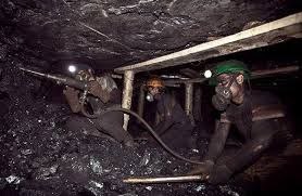 Miners in Aghdarband Demand Five Months' Salary and Eid Bonus