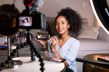 France Sets Regulations for Influencers